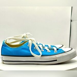 Converse Chuck Taylor All Star Low Top Sneakers  Blue Size 5.5 Women 3.5 Men‎